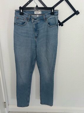 Abercrombie Curve Love 90s Slim Straight Jeans High Rise 28 Light Wash
